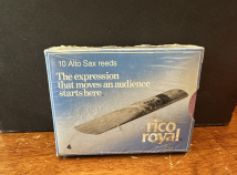 New Old Stock! 1 Box of Rico Royal #4 Reeds for Alto - Box of 10